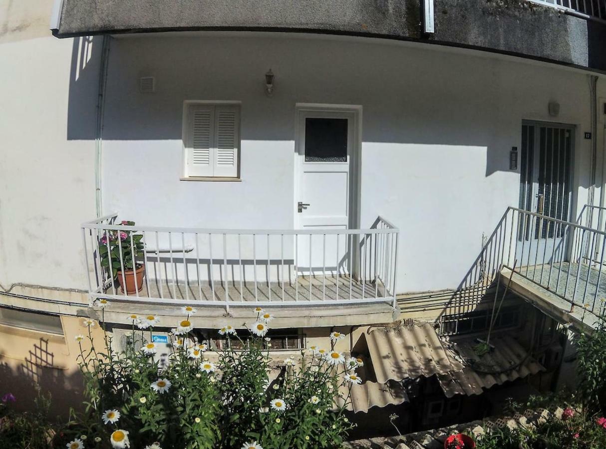 Alexis Apartment Near The Airport Corfu  Εξωτερικό φωτογραφία